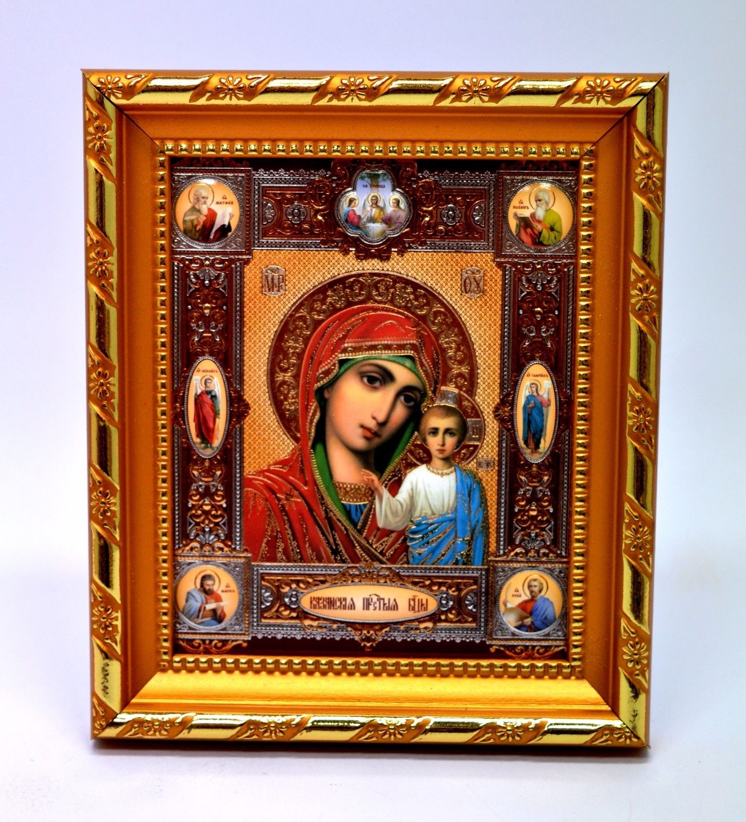 икона Богородица Казанская освящена 14,5x12,5x1,7, 80055